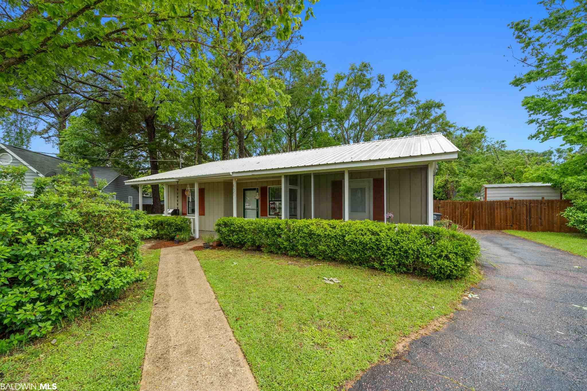 Property Photo:  8621 Brook Lane  AL 36532 