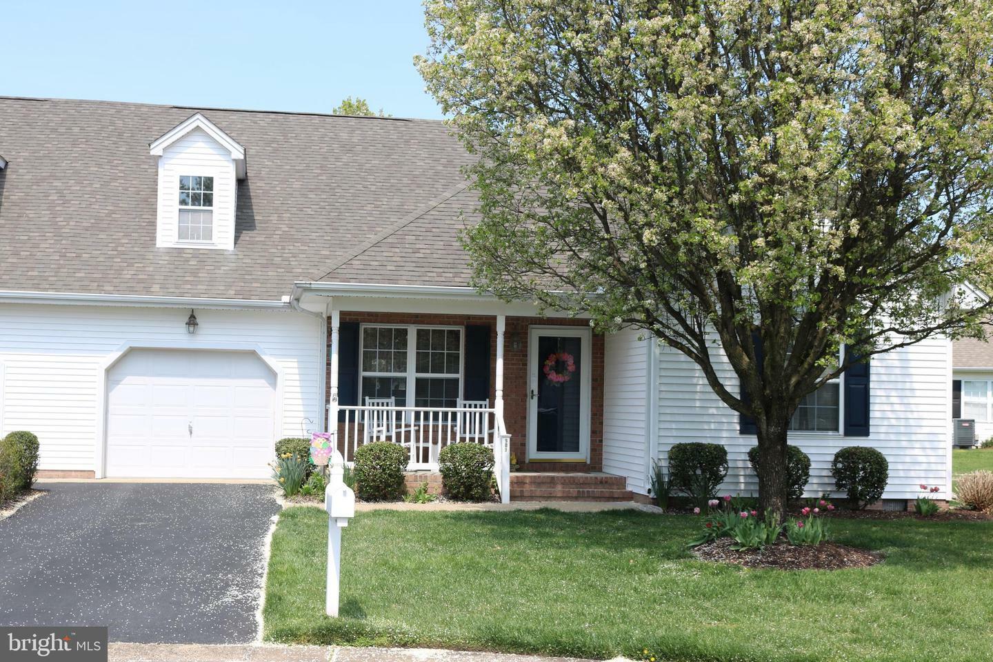 Property Photo:  909 Marble Court  MD 21804 