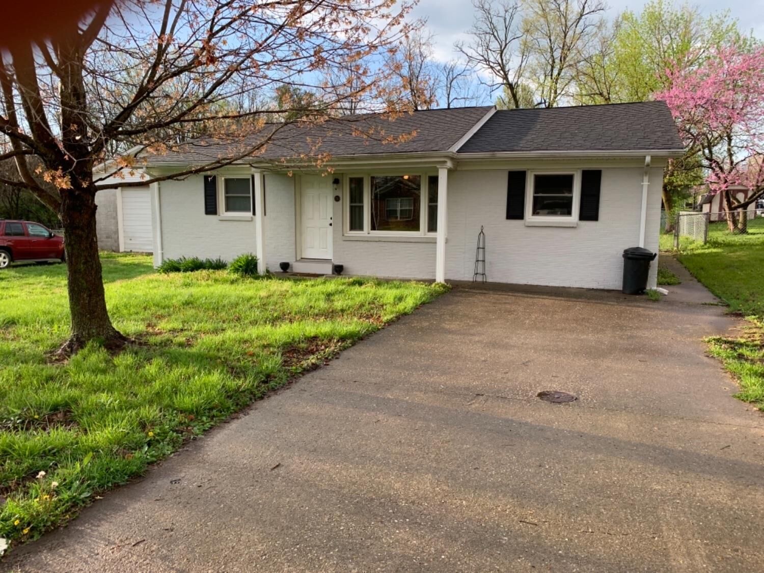 Property Photo:  130 Oliver Drive  KY 40475 