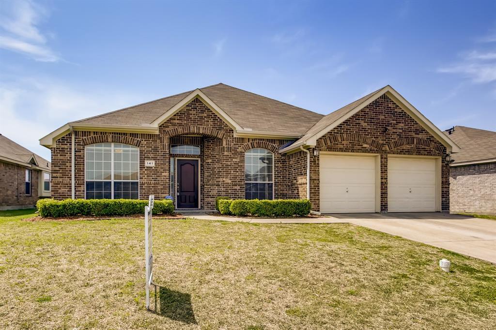 Property Photo: 141 Painted Trail TX 75126