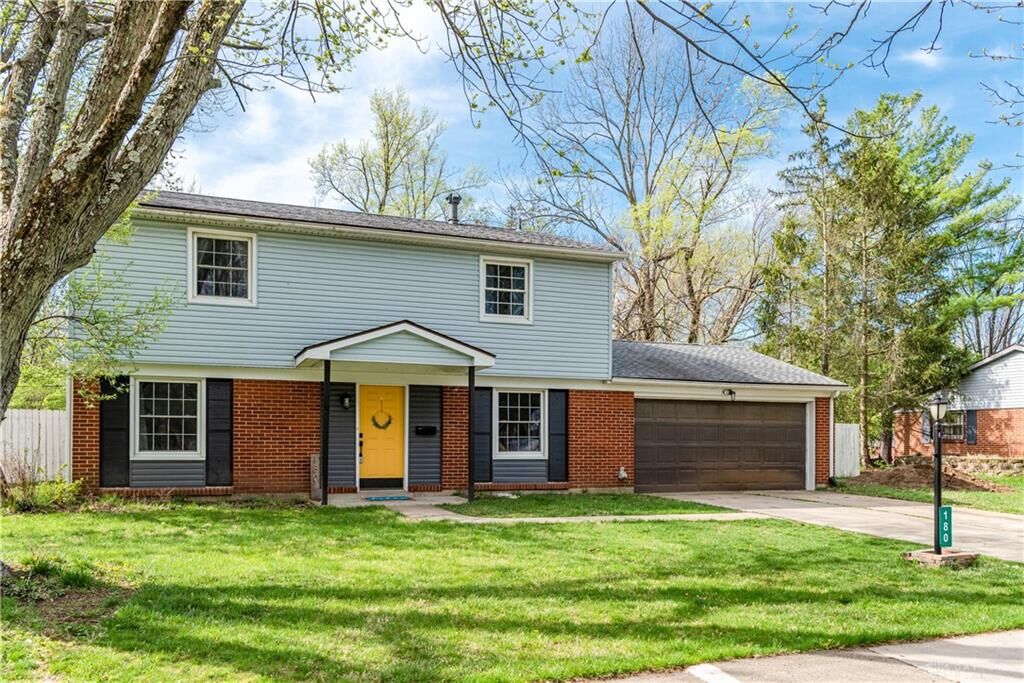 Property Photo:  180 E Franklin Street  OH 45459 