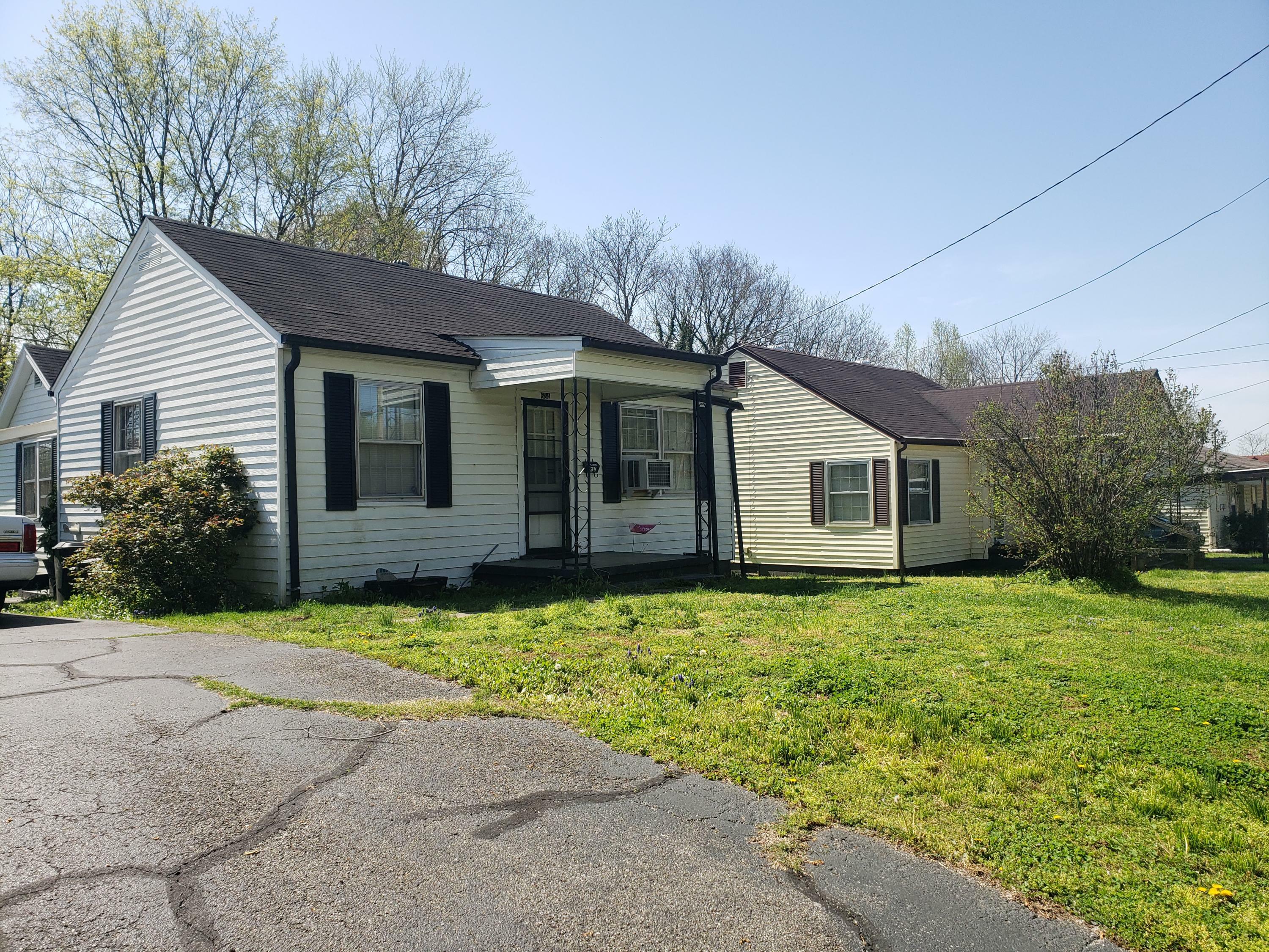 Property Photo:  634 N Front St  TN 37854 