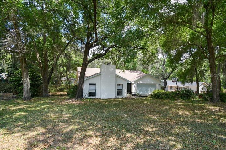 Property Photo:  11815 Oswalt Road  FL 34711 