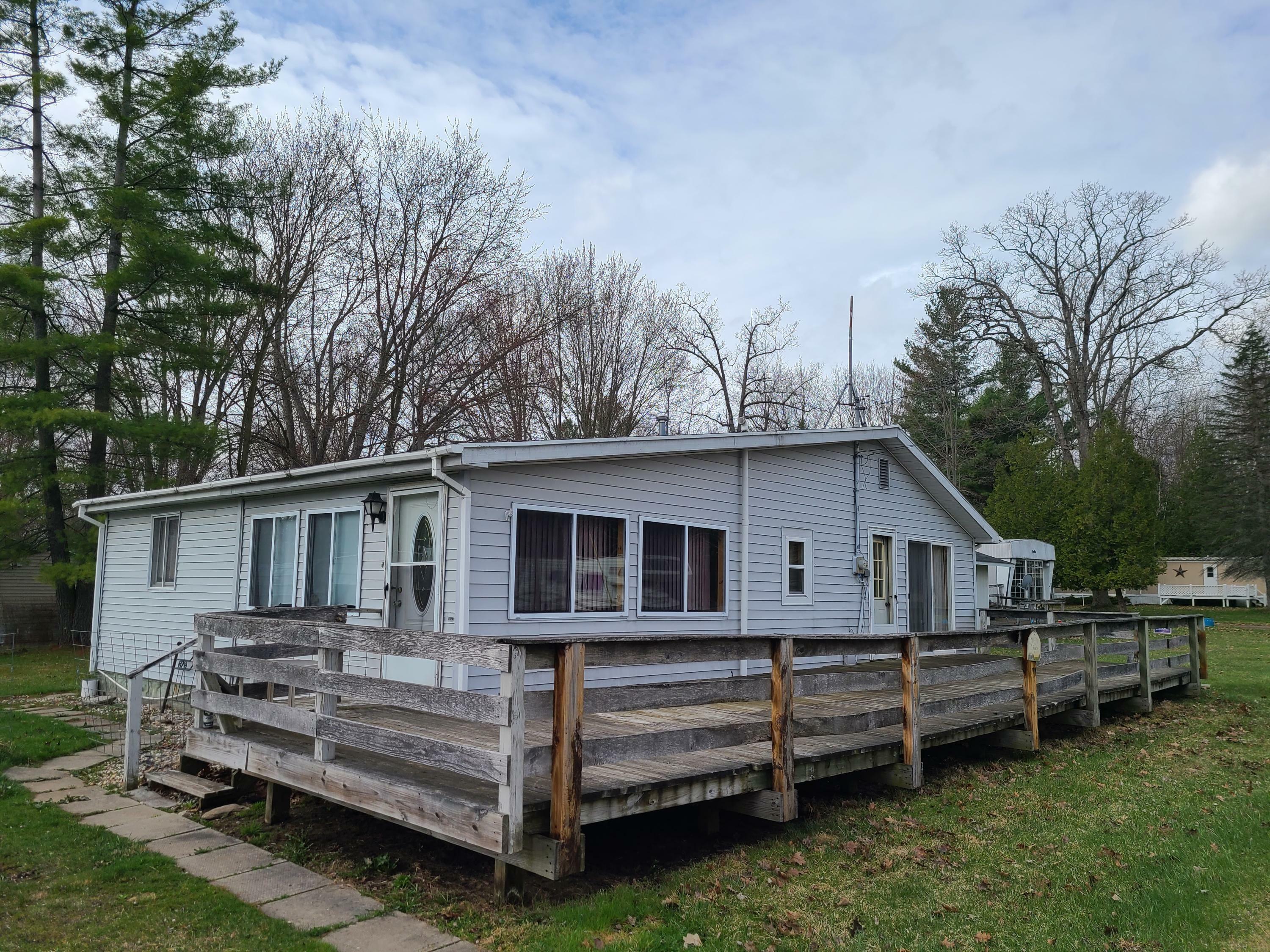 Property Photo:  3041 2nd Street  MI 48886 