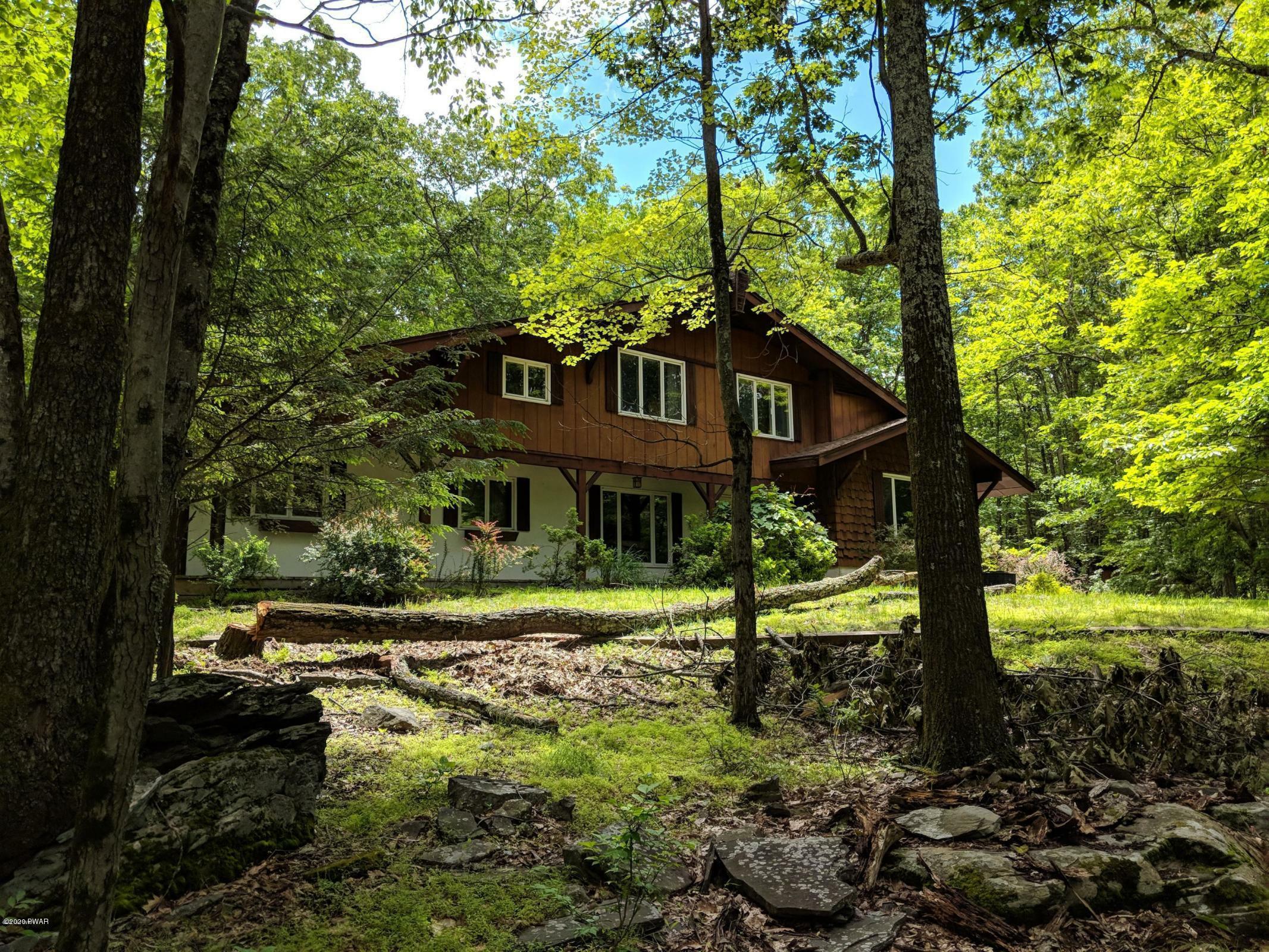 Property Photo:  501 Forest Drive  PA 18428 