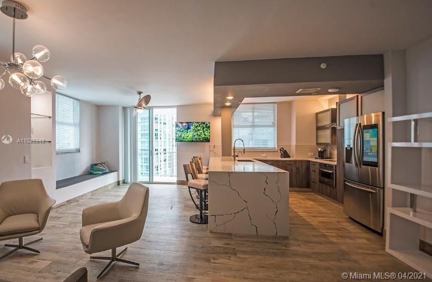 Property Photo:  1250 S Miami Ave 1914  FL 33130 