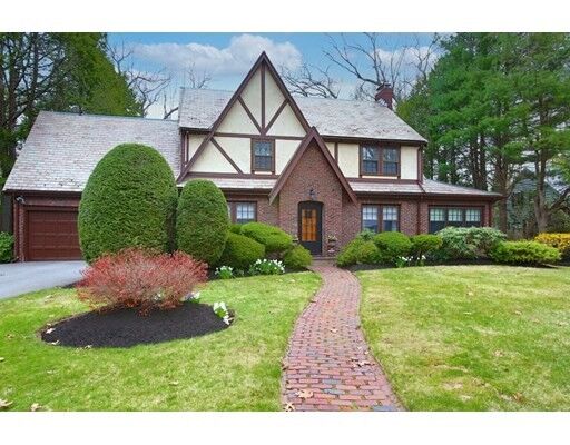 Property Photo: 72 Fairbanks Ave MA 02481