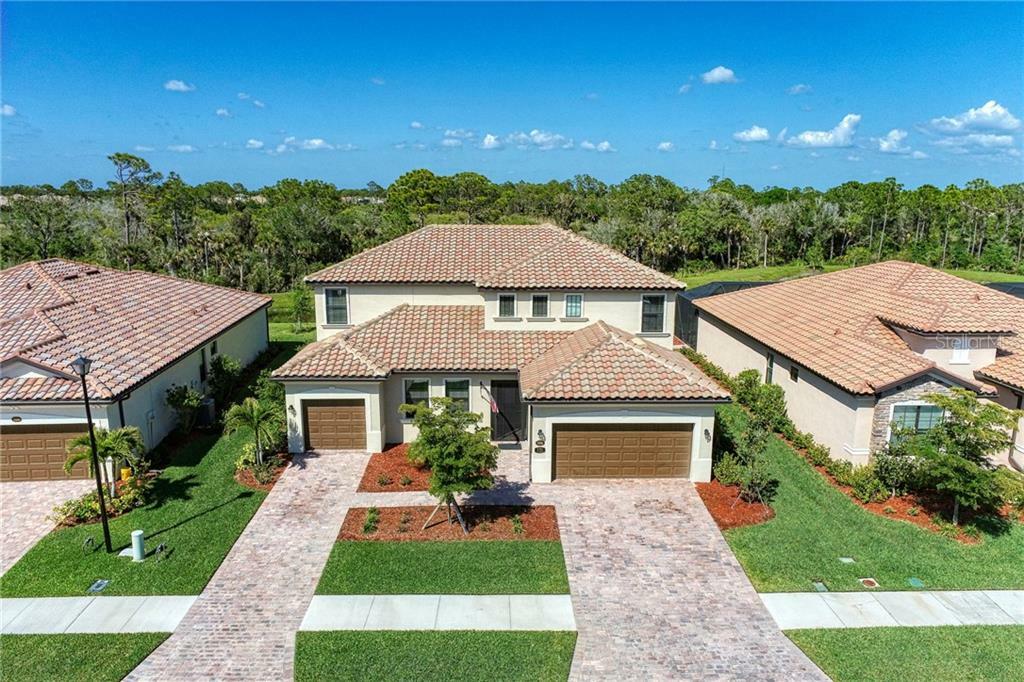 Property Photo: 13586 Vancanza Drive FL 34293