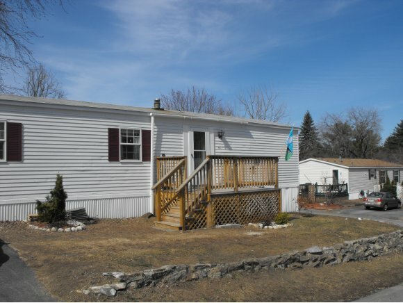 Property Photo: 44 Kendall Pond Road NH 03038