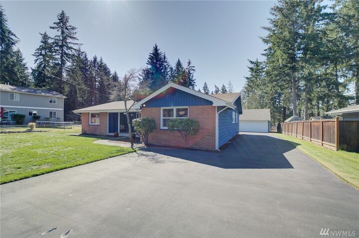 Property Photo:  15441 SE 144th Place  WA 98059 