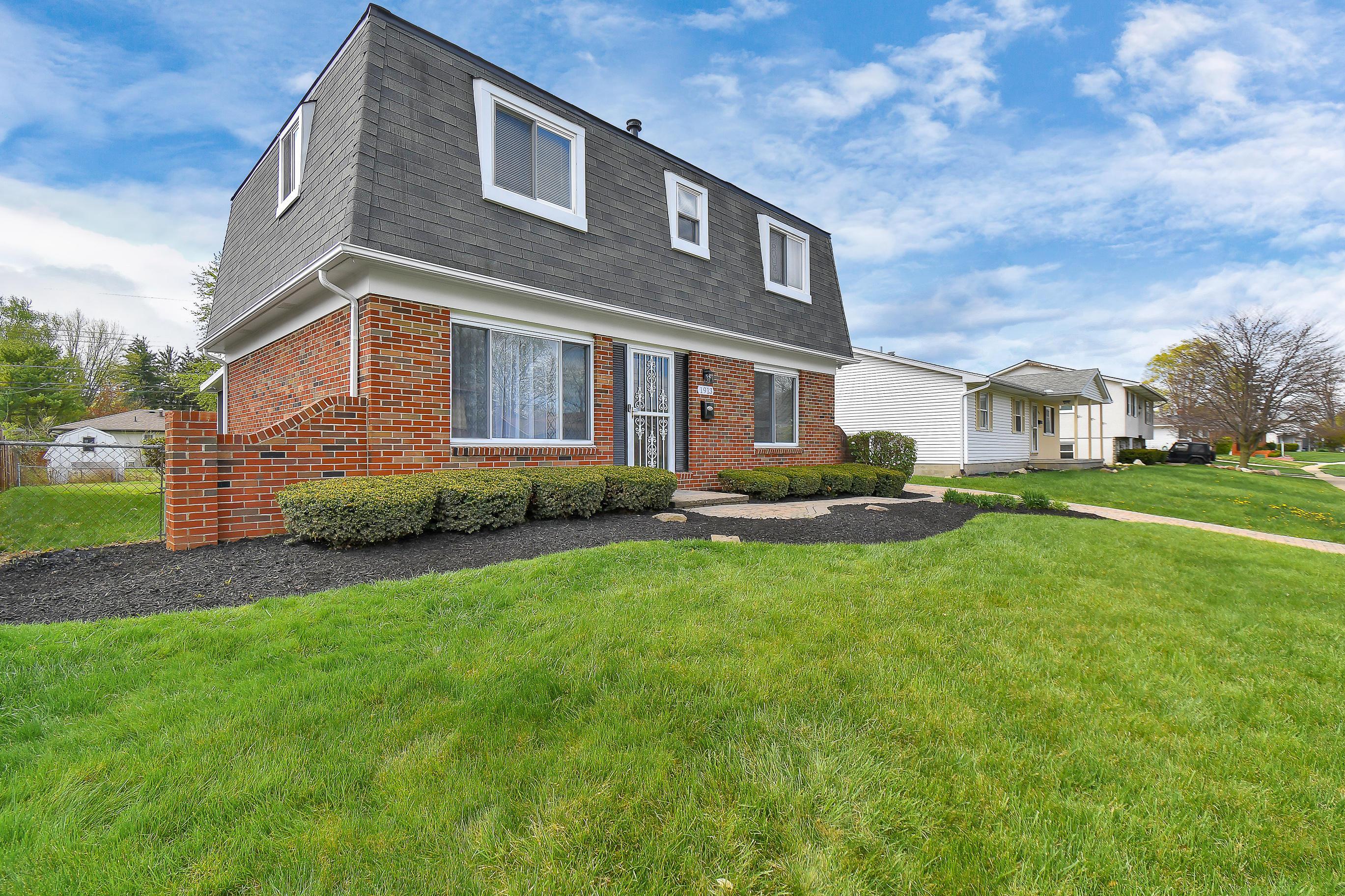 Property Photo: 1913 Ormond Avenue OH 43224
