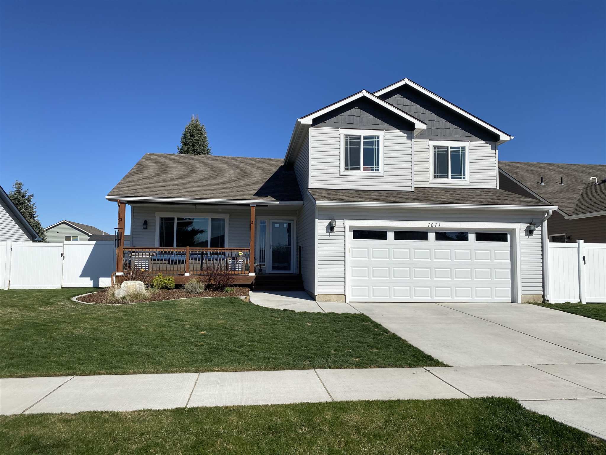 Property Photo: 1013 S Collins Rd WA 99216