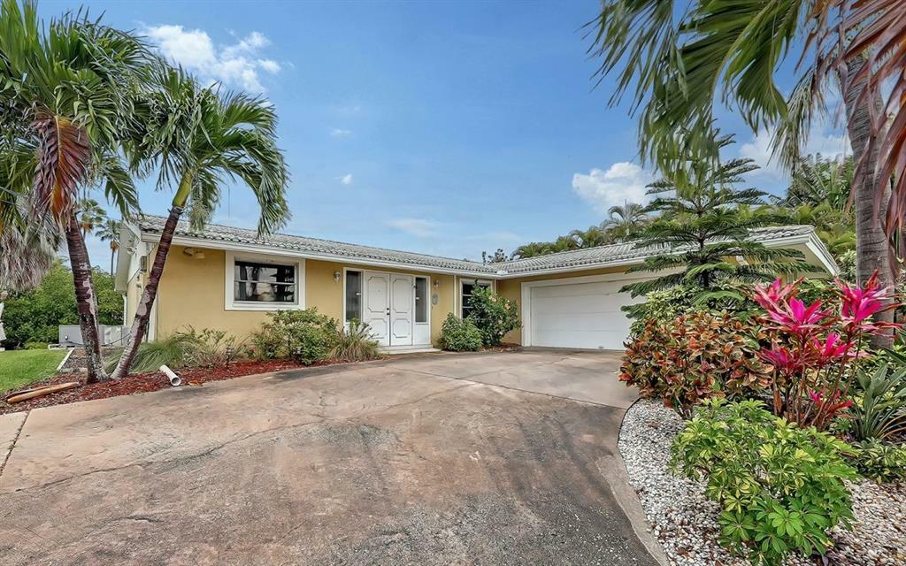 Property Photo:  561 De Narvaez Drive  FL 34228 