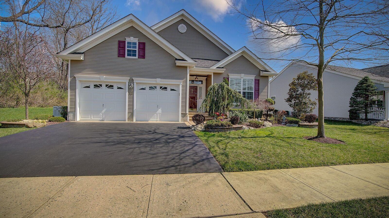 Property Photo:  10 Percheron Road  NJ 07726 