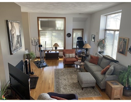 Property Photo: 581 Mt Auburn 8 MA 02138