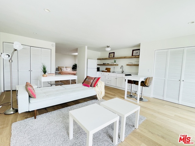 Property Photo: 29500 Heathercliff Rd 108 CA 90265