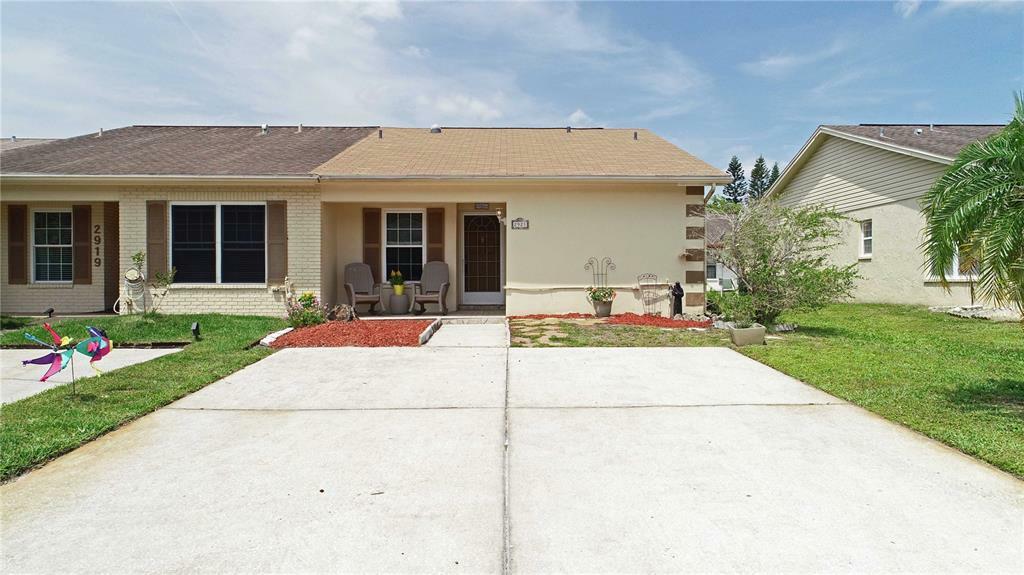 Property Photo:  2921 Wainwright Court  FL 34655 