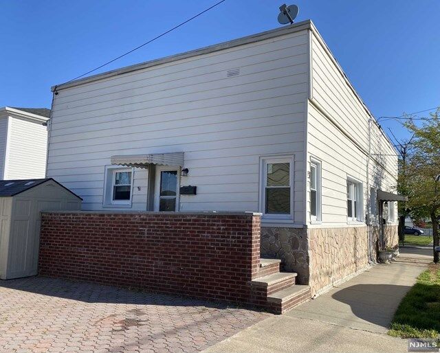 Property Photo:  23 Bayliss Street  NJ 07031 