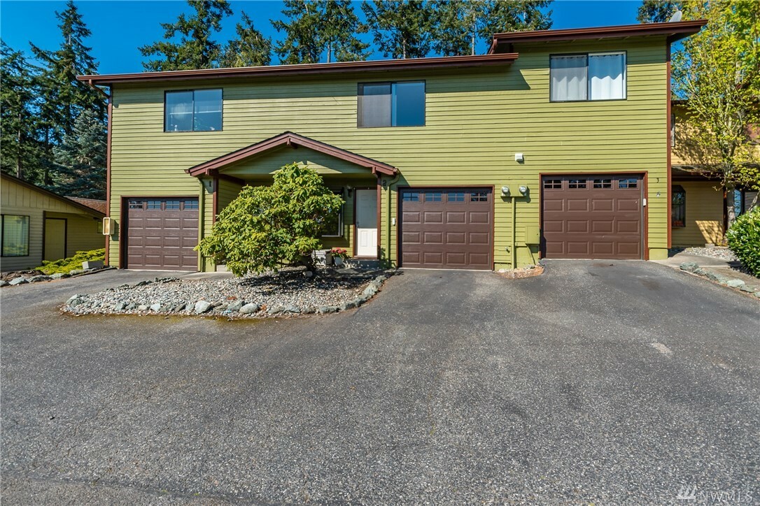 Property Photo:  690 NW Atalanta Wy B2  WA 98277 