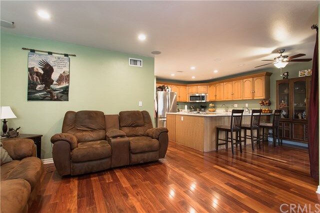 Property Photo:  1250 E Bell Avenue 89R  CA 92805 