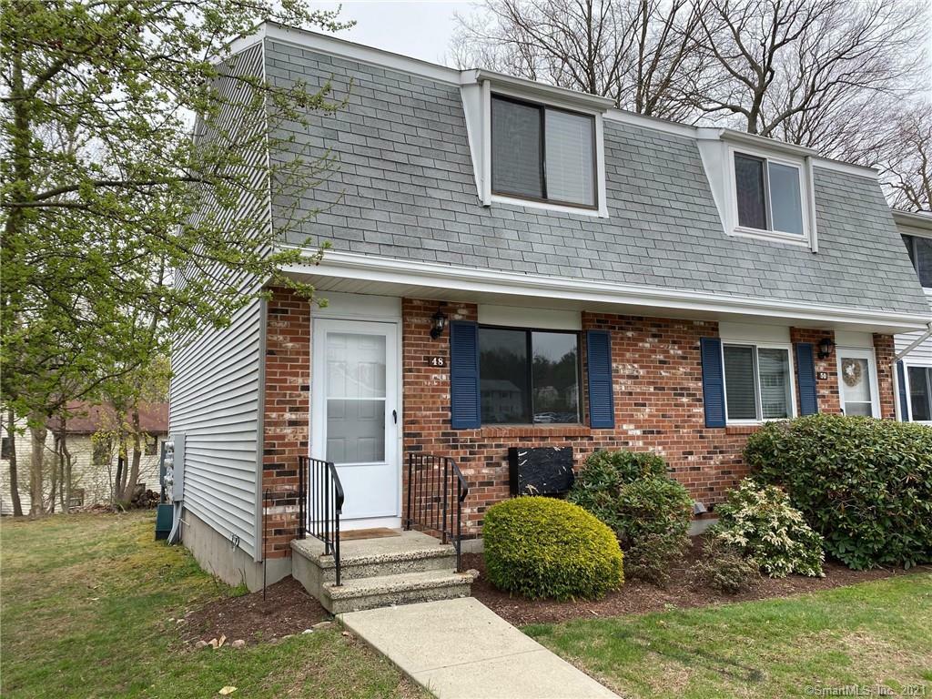Property Photo: 48 Heritage Woods 48 CT 06492
