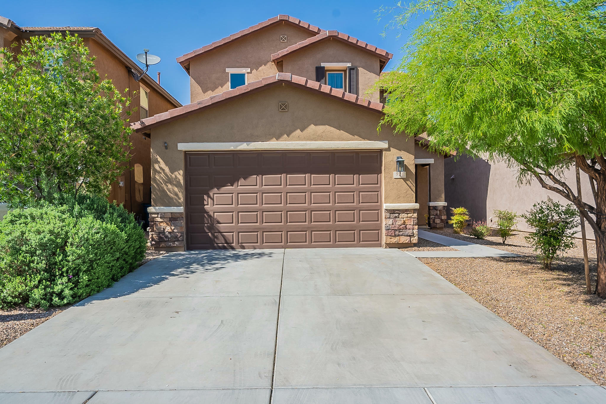 Property Photo:  924 W Calle Sauce Blanco  AZ 85629 