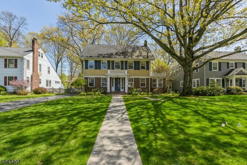 Property Photo:  151 Effingham Pl  NJ 07090 