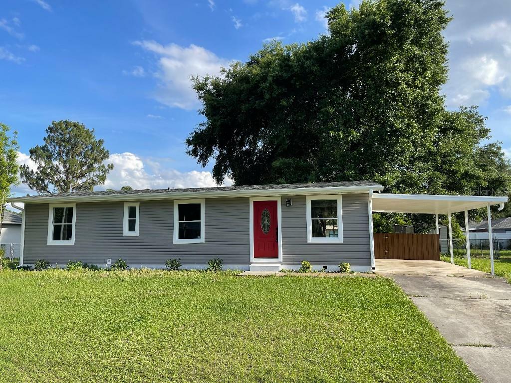 Property Photo:  9400 SE 119th Street  FL 34420 