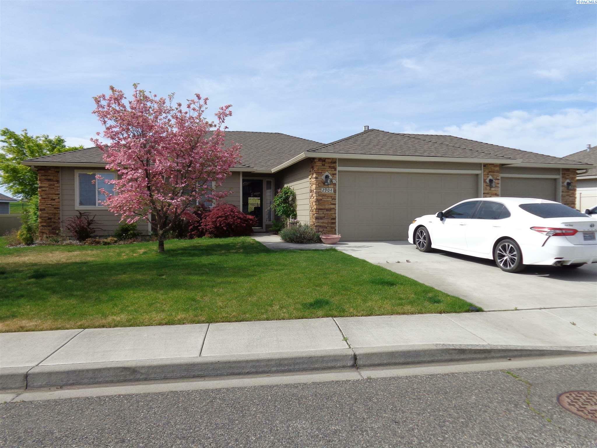 2904 Sawgrass Loop  Richland WA 99354 photo