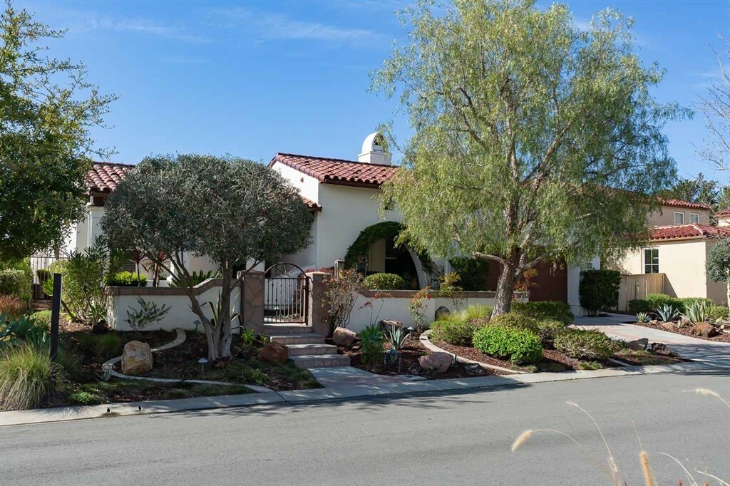 Property Photo: 7511 Garden Court CA 92127