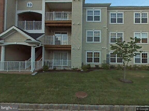 Property Photo:  1034 Dogwood Court  NJ 08901 