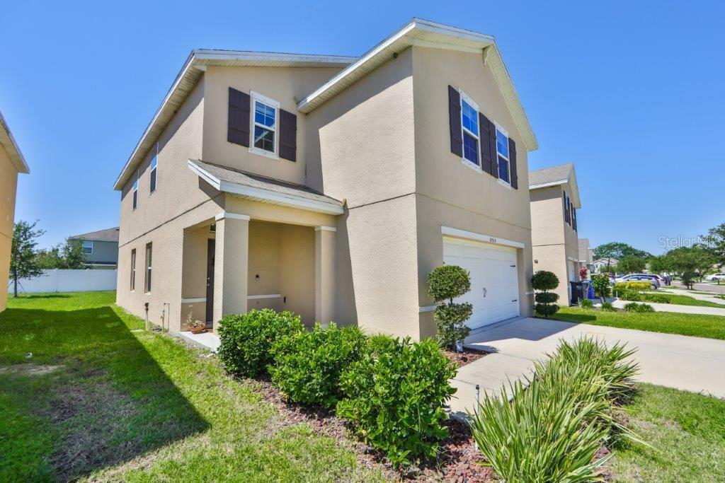 Property Photo:  10535 Whispering Hammock Drive  FL 33578 