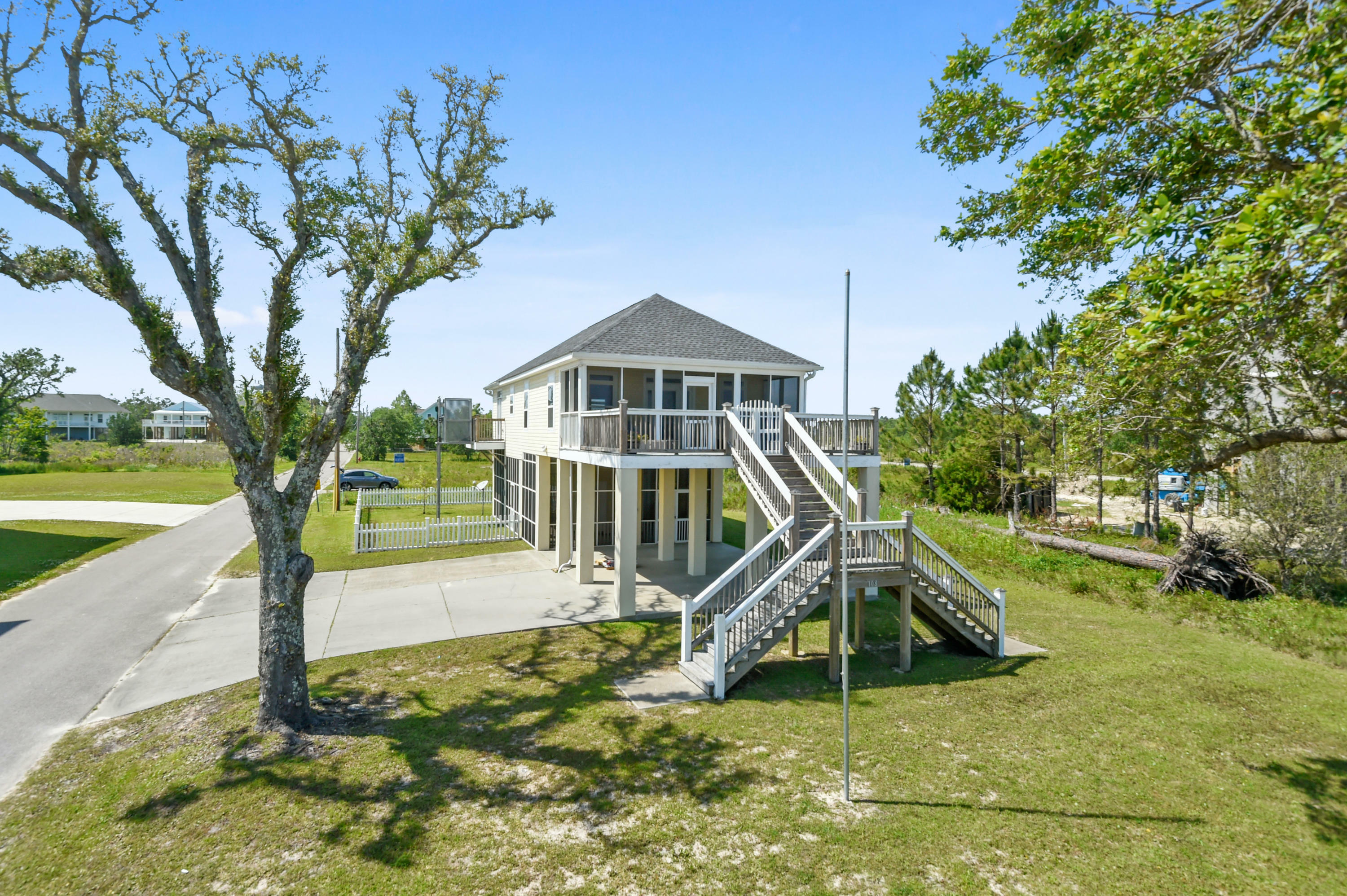 Property Photo:  108 S Beach Boulevard  MS 39576 