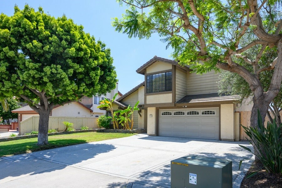 Property Photo:  454 Smoky Cir  CA 91910 