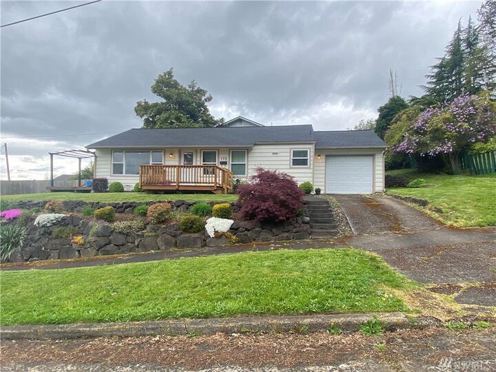 Property Photo: 175 SE 3rd St WA 98532