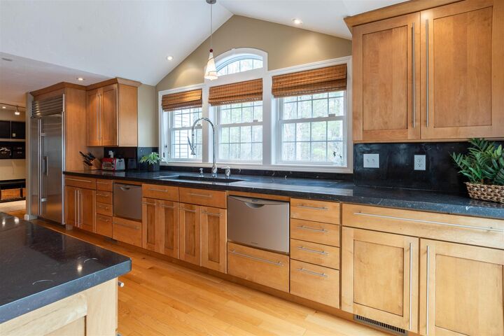 Property Photo: 24 Gailor Lane NH 03106