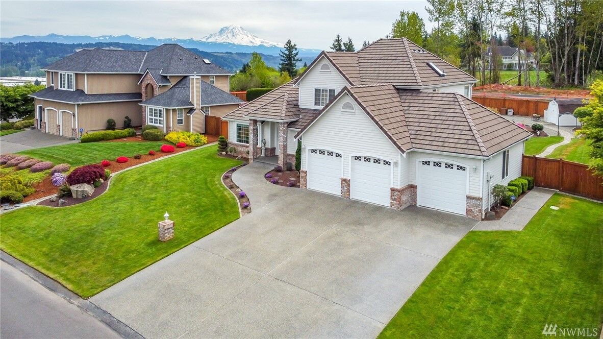 Property Photo: 12404 9th St E WA 98372