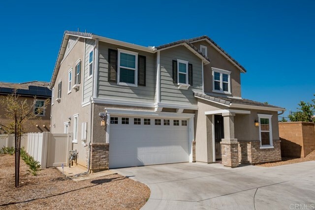 Property Photo:  1287 White Oak Court  CA 92020 