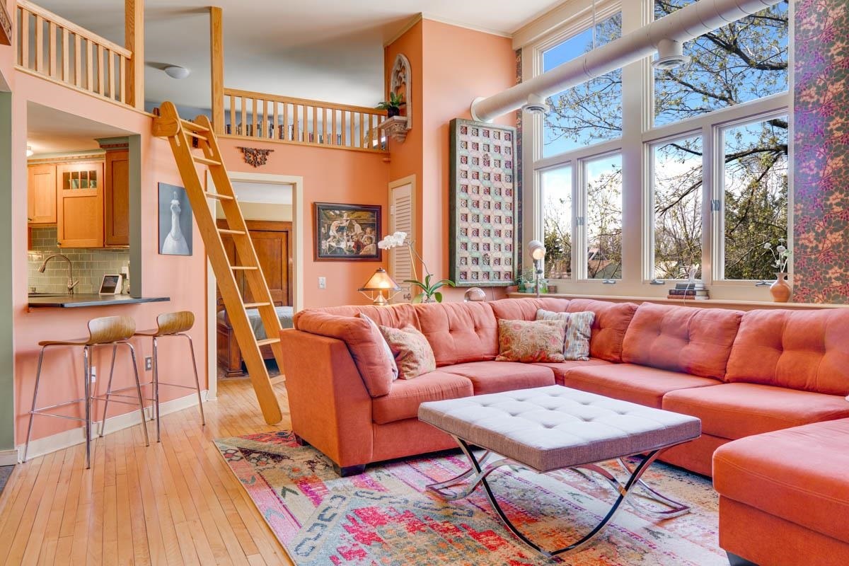 Property Photo: 67 Union Street 2F VT 05404