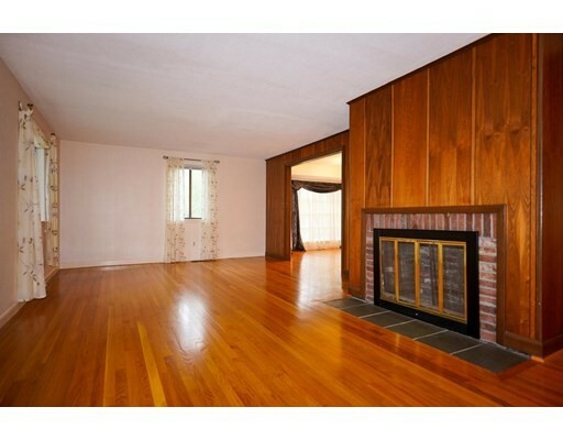 Property Photo:  8 Coolidge Road  MA 01778 