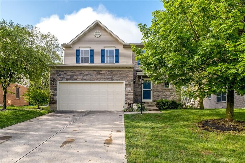 Property Photo: 1680 Wimbledon Drive OH 45324