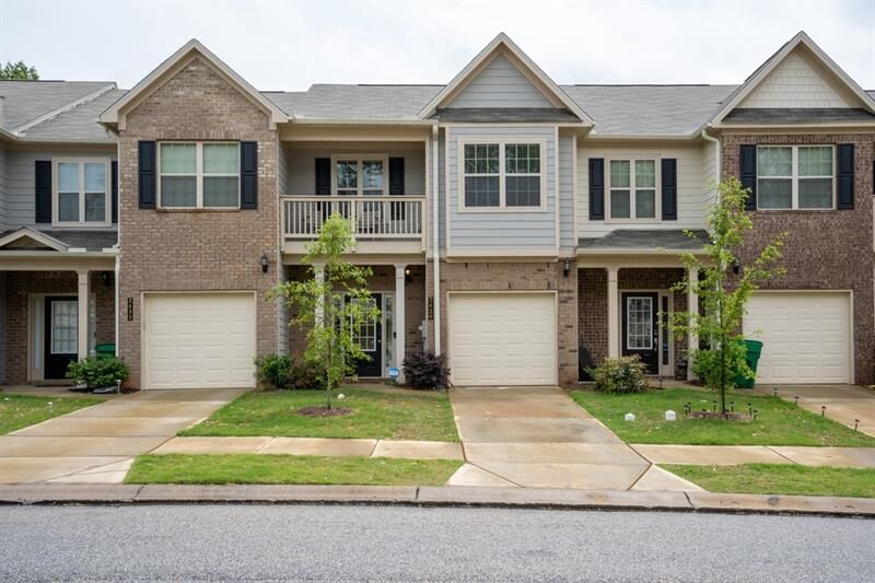 Property Photo:  2429 Castle Keep Way  GA 30316 