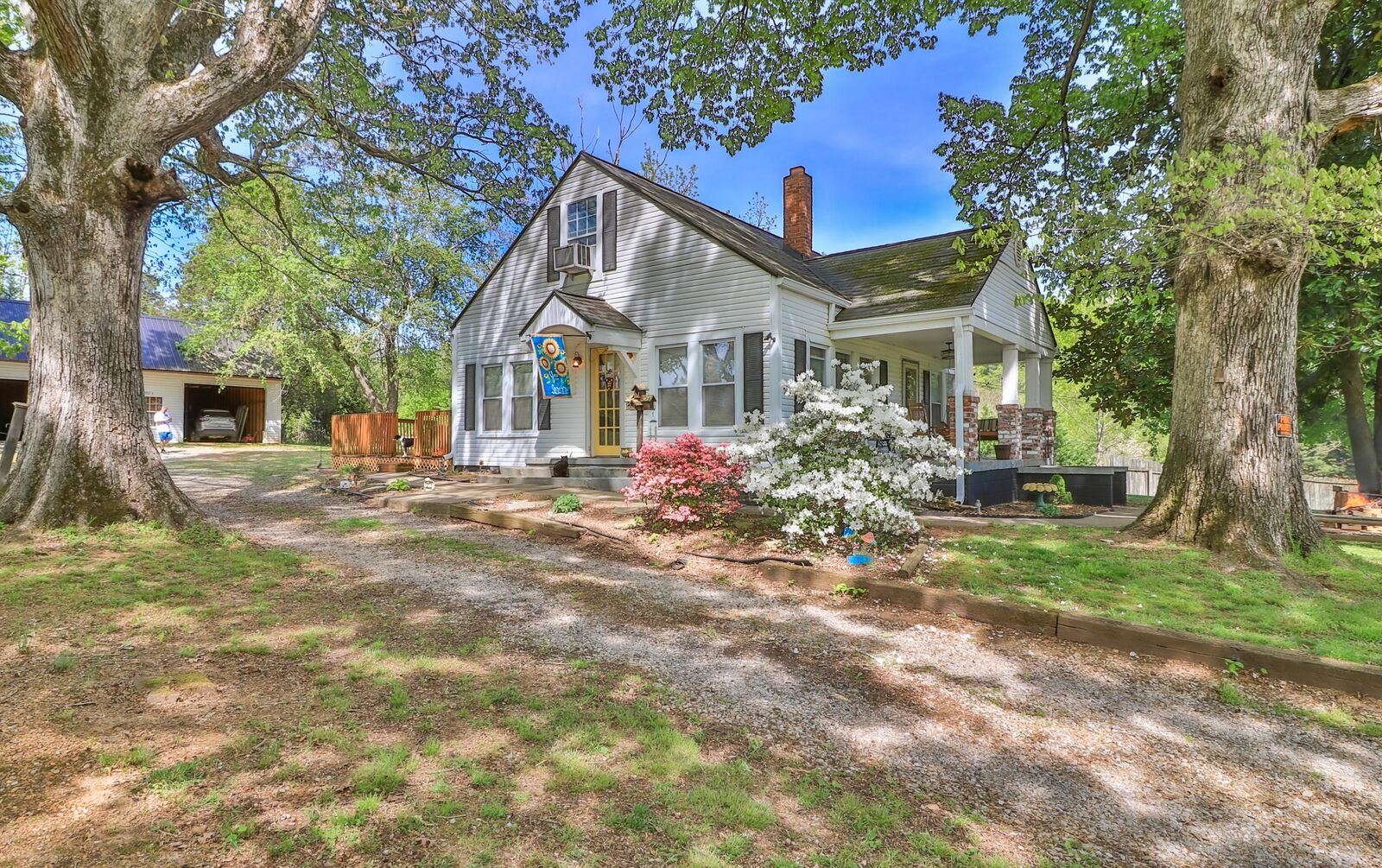 Property Photo: 649 Corinth Church Rd TN 37774