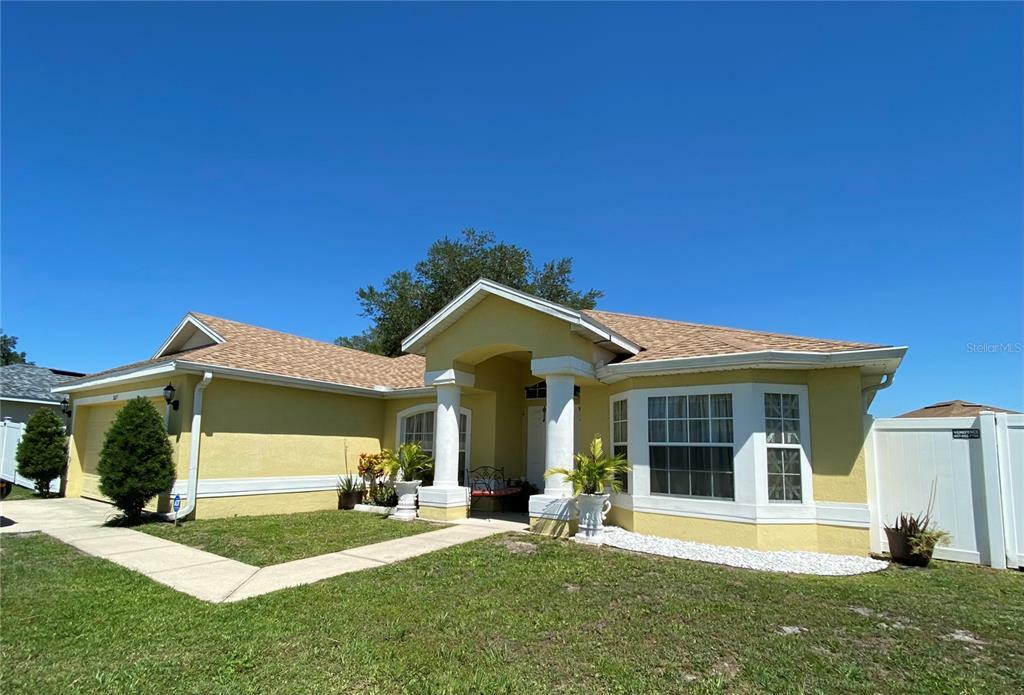 Property Photo:  527 Cardinal Drive  FL 34759 