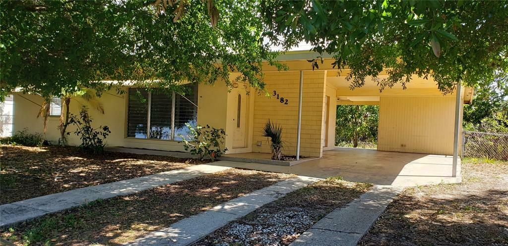 Property Photo:  3182 Easy Street  FL 33952 