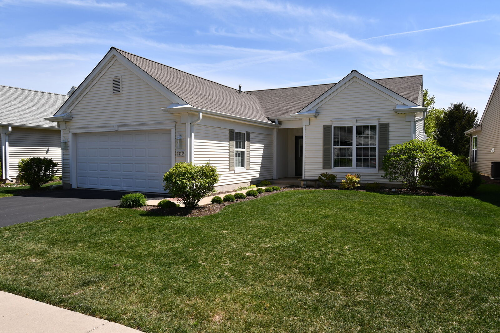 Property Photo: 14033 Francesca Cove IL 60142