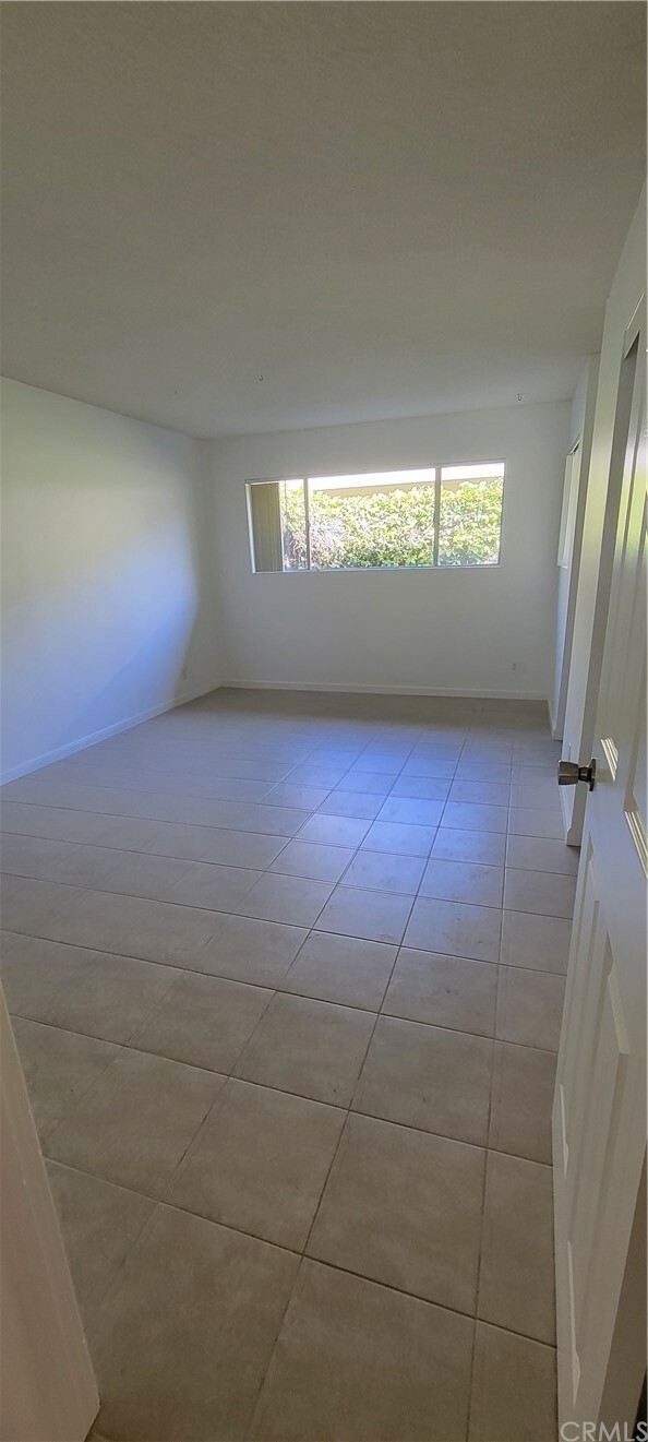 Property Photo:  27041 Avenida Las Palmas A  CA 92624 