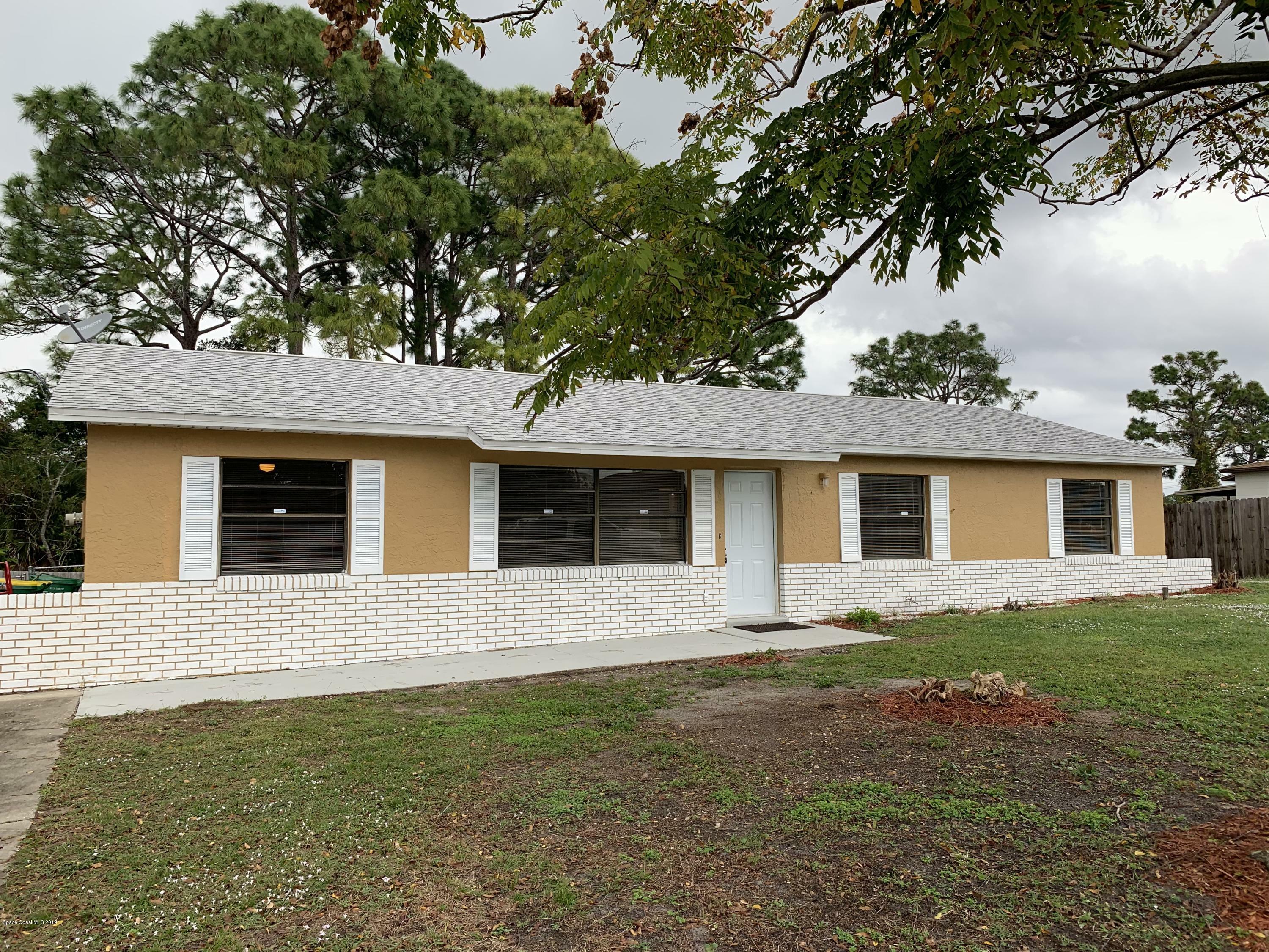 Property Photo: 6345 Manila Drive FL 32927