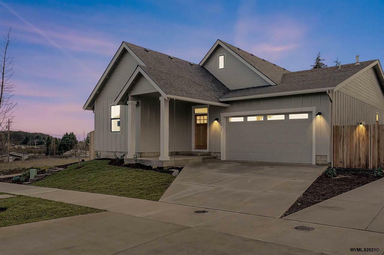 Property Photo: 4968 SW Kara Av OR 97333