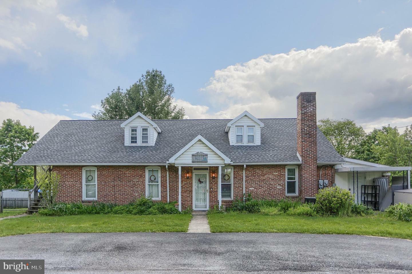 Property Photo: 550 South Avenue PA 17316
